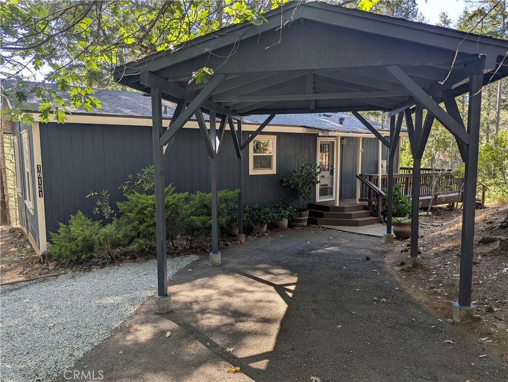 16121 Golf Road