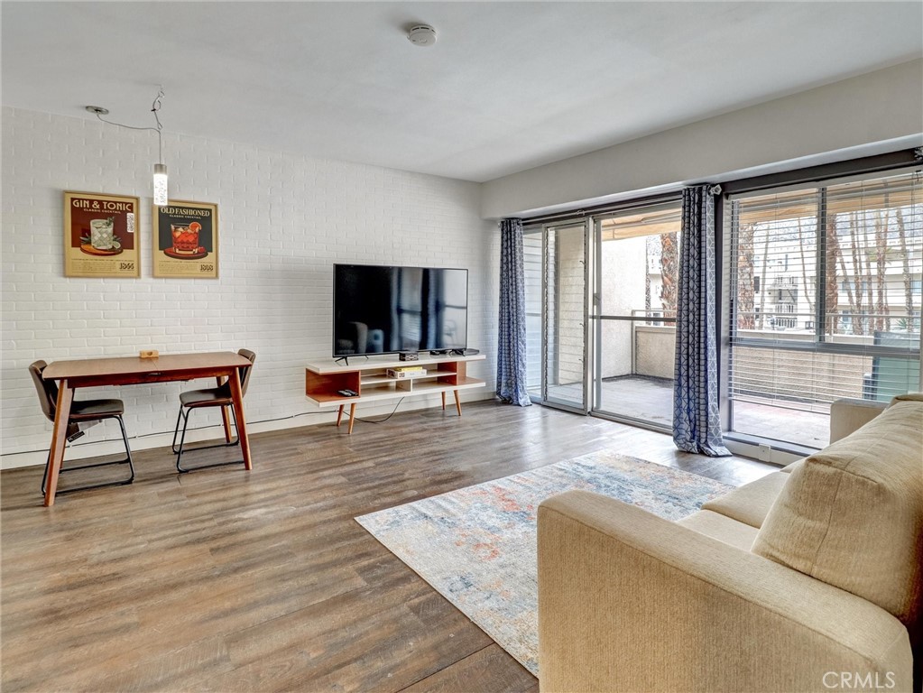 Villa Alejo (33266) - Residential