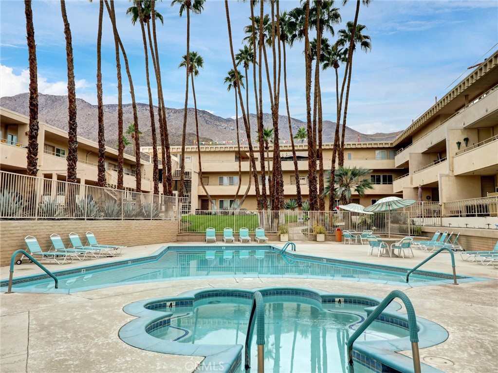 Villa Alejo (33266) - Residential