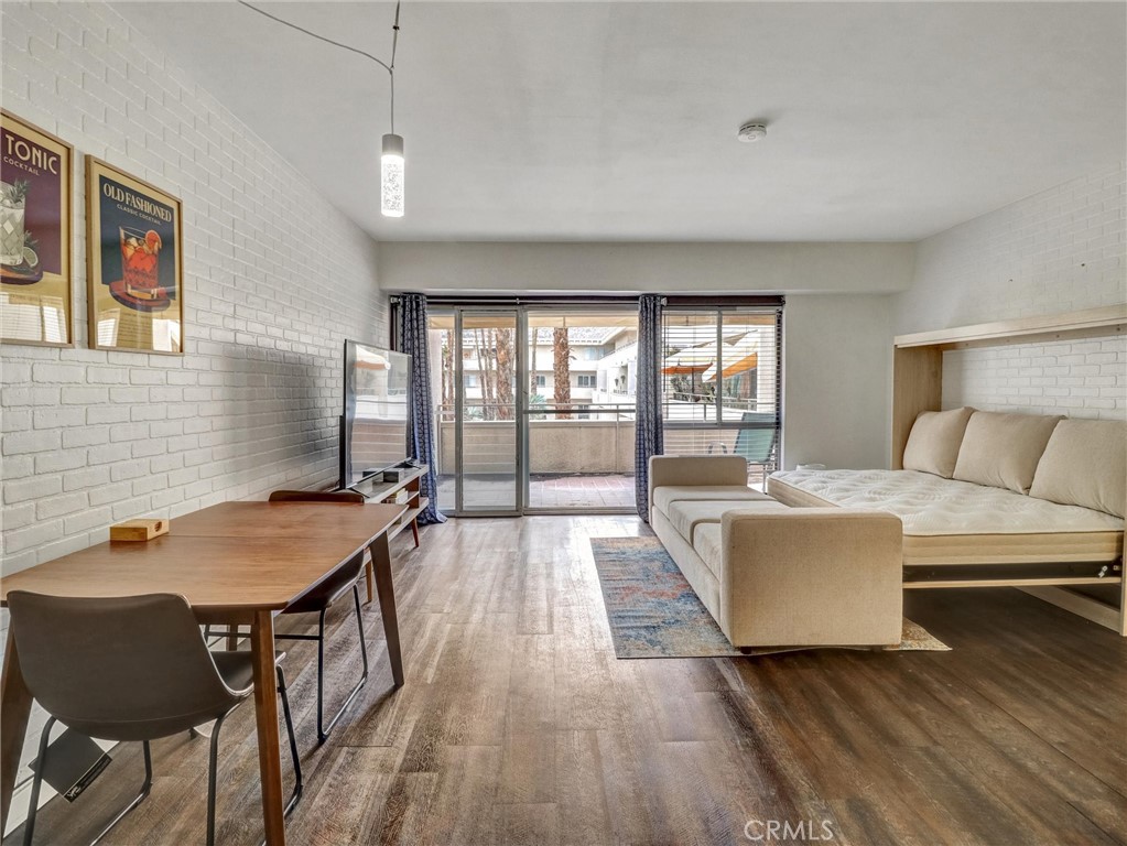 Villa Alejo (33266) - Residential