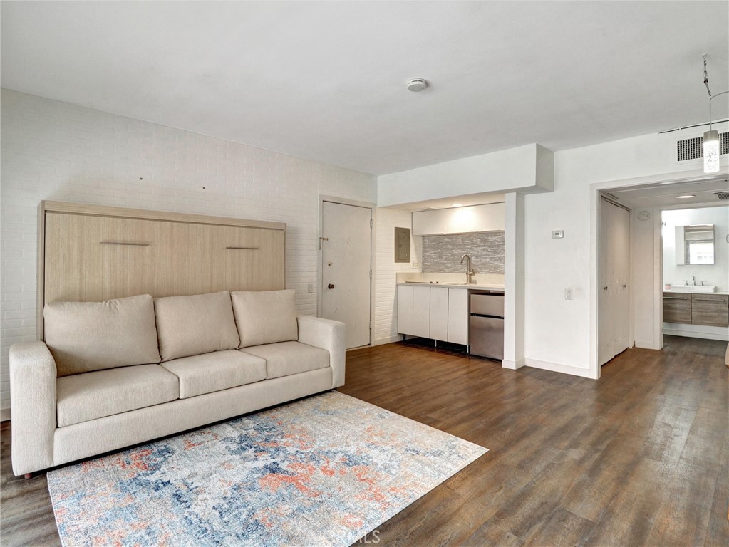 Villa Alejo (33266) - Residential