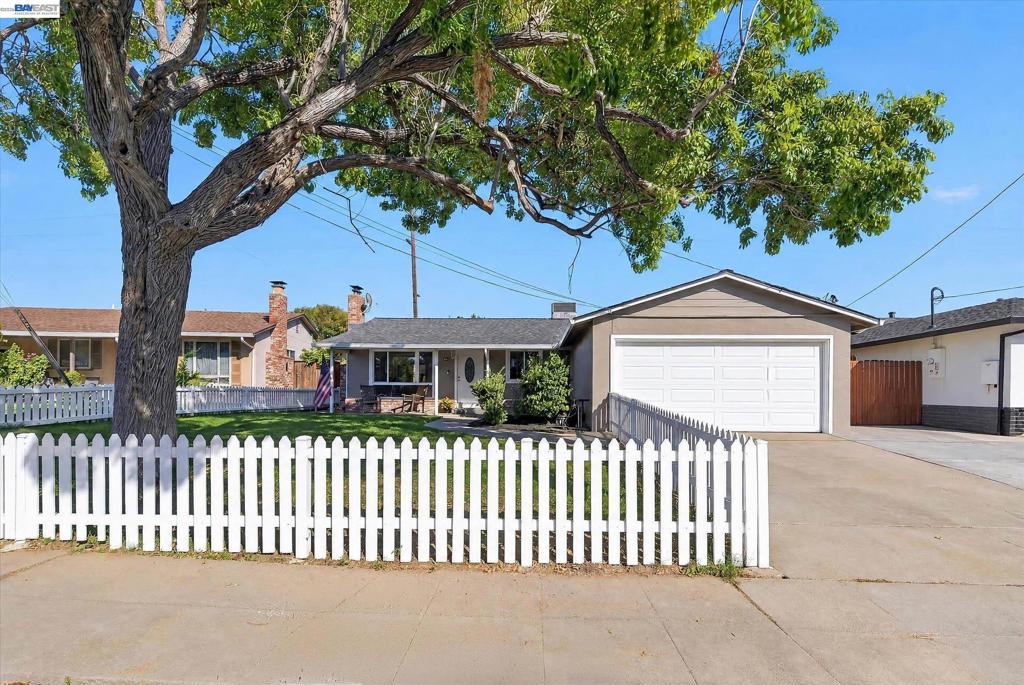 1472 El Dorado Drive