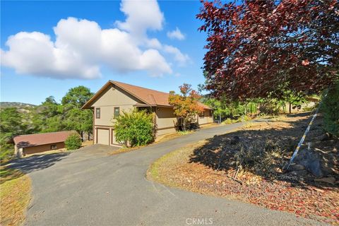 Photo of 16261 Conestoga Road, Hidden Valley Lake, CA 95467 (MLS # LC25243625)