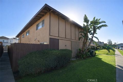 Photo of 10322 Park Ave, Garden Grove, CA 92840 (MLS # OC26041541)