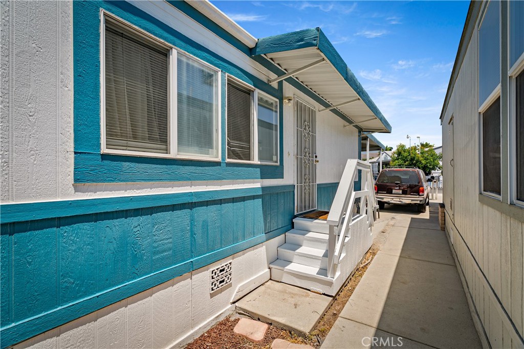 1414 W Central Avenue 67