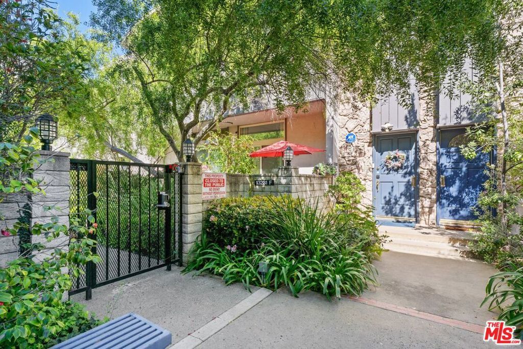 Photo of 13231 Fiji Way #F, Marina Del Rey, CA 90292 (MLS # 26662485)