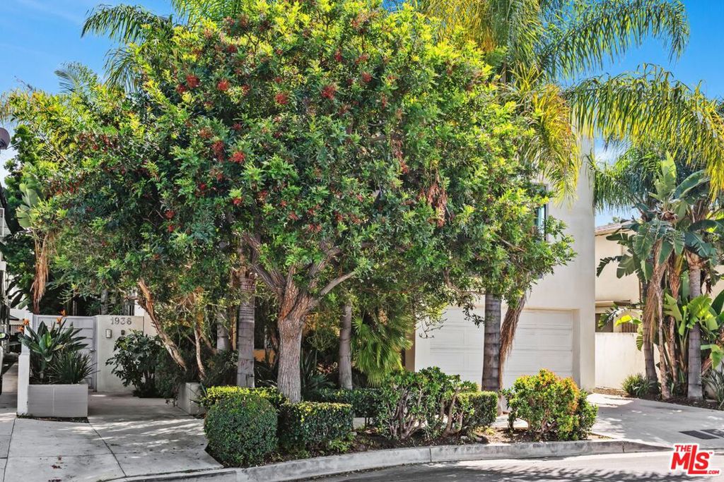 1936 S Shenandoah Street A