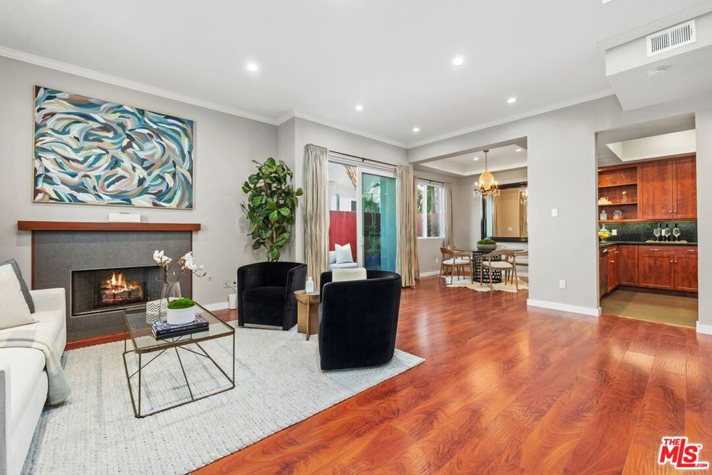 1936 S Shenandoah Street A