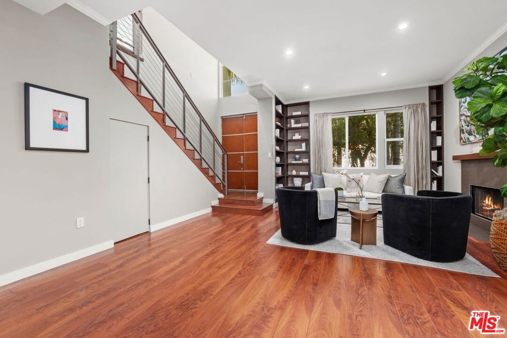 1936 S Shenandoah Street A