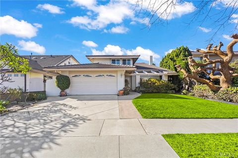 Photo of 19715 Linda Dr, Torrance, CA 90503 (MLS # SB26033206)