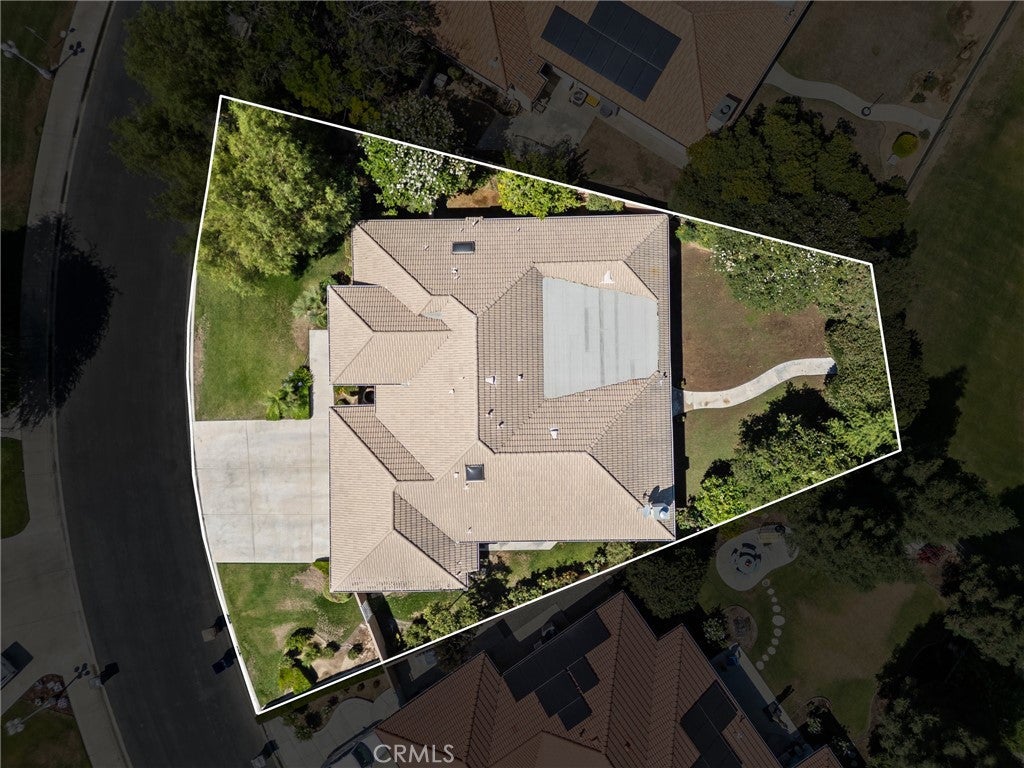 4205 Palisades Circle