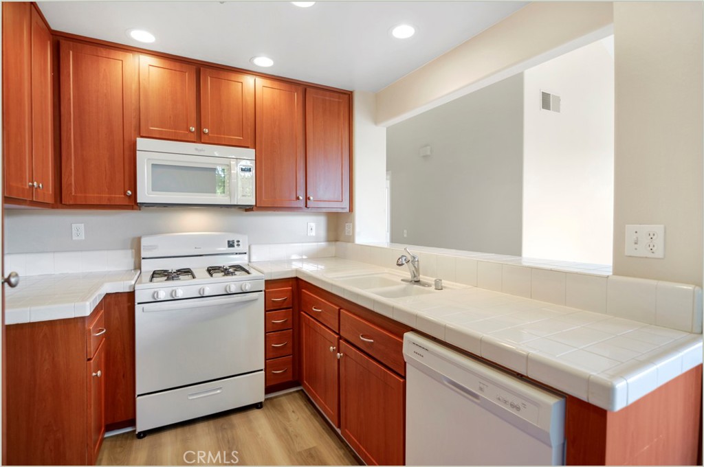 Arcada (ARCA) - Residential Lease