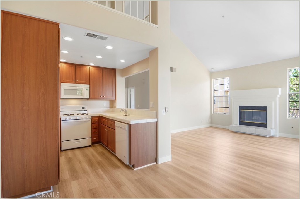 Arcada (ARCA) - Residential Lease