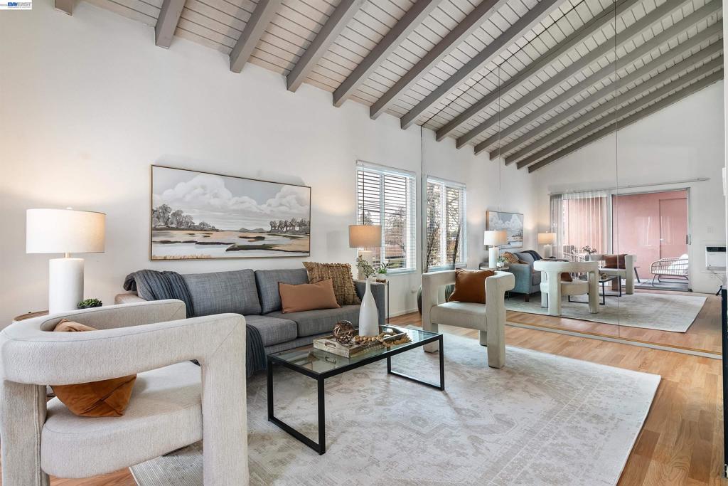 810 810 Oak Grove Rd 104