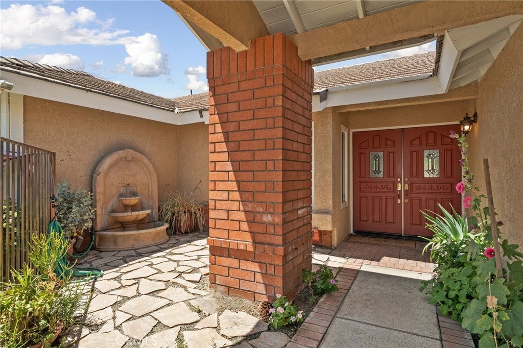 10158 Woodridge DR, Rancho Cucamonga CA 91737