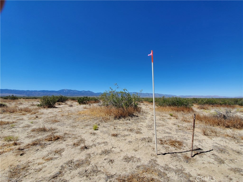 4 AC 200th Street E