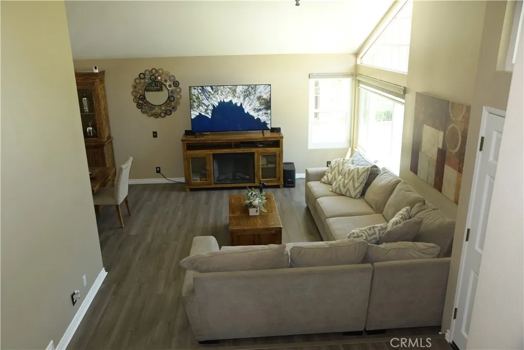 Riverside, California 92503, United States, 3 Bedrooms Bedrooms, ,3 BathroomsBathrooms,Residential,Active,128153