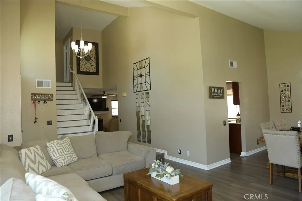 Riverside, California 92503, United States, 3 Bedrooms Bedrooms, ,3 BathroomsBathrooms,Residential,Active,128153