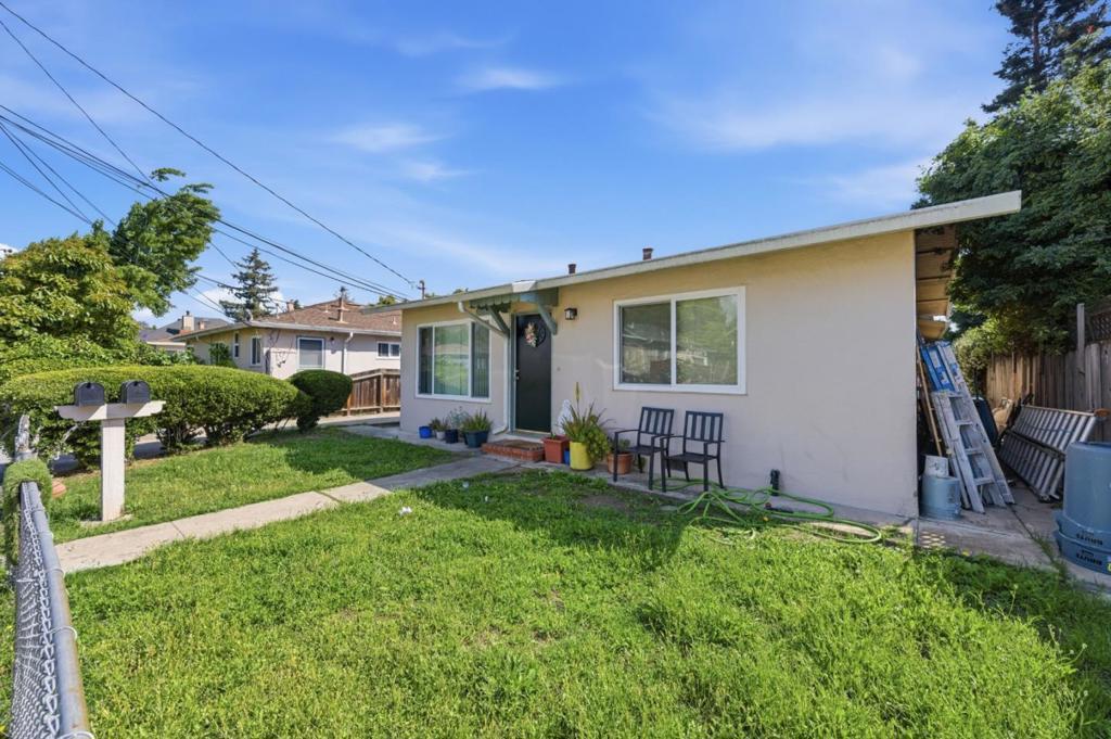 114 Bonita Avenue