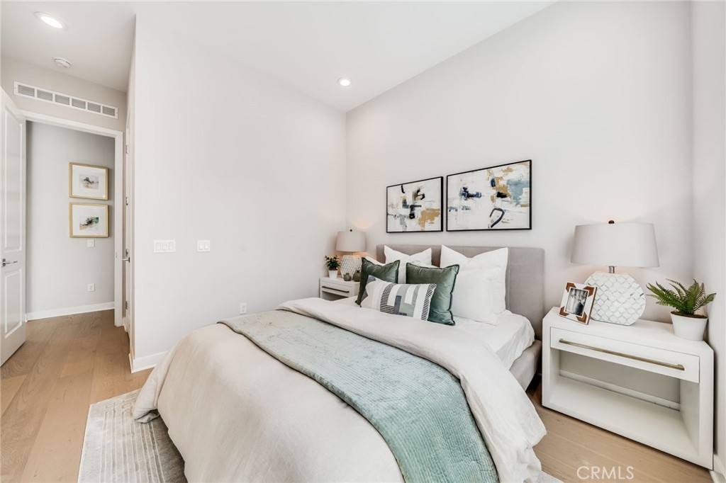 301 Brackens