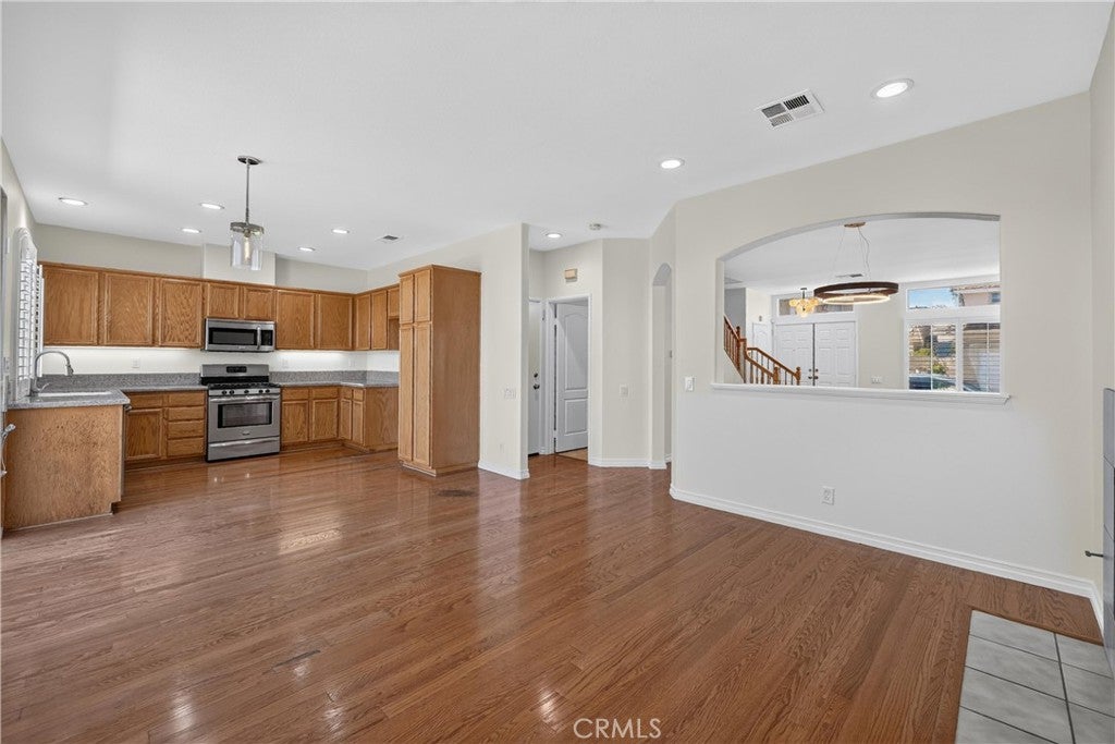 13694 Eastbridge