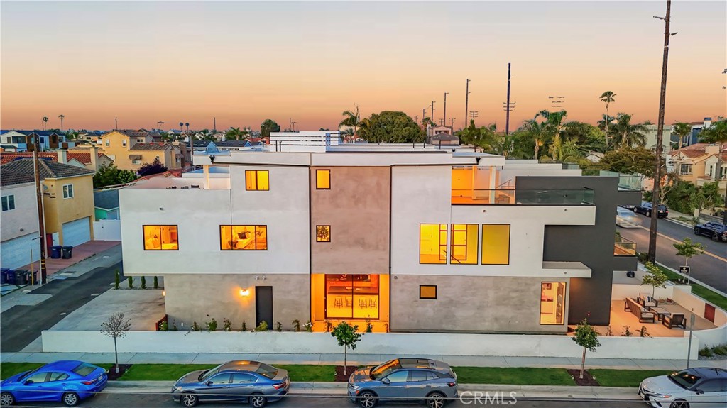 201 Indianapolis Avenue