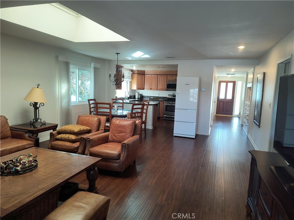 Friendly Valley Eleven (FRV11) - Residential