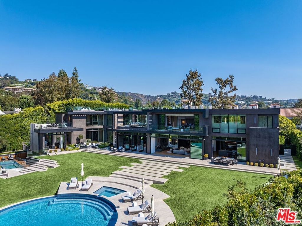 Photo of 615 N Faring Road, Los Angeles, CA 90077 (MLS # 25593937)