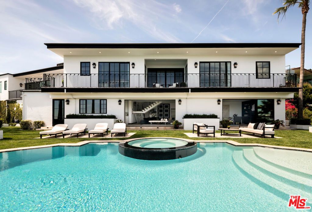 Photo of 10932 Savona Road, Los Angeles, CA 90077 (MLS # 25598935)