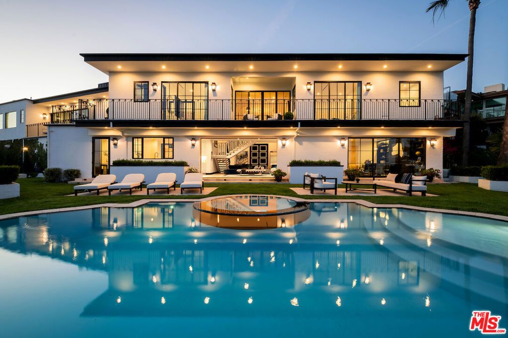 Photo of 10932 Savona Road, Los Angeles, CA 90077 (MLS # 25598935)