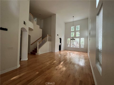 Photo of 10662 CHIQUITA ST, Studio City, CA 91602 (MLS # SR26204390)