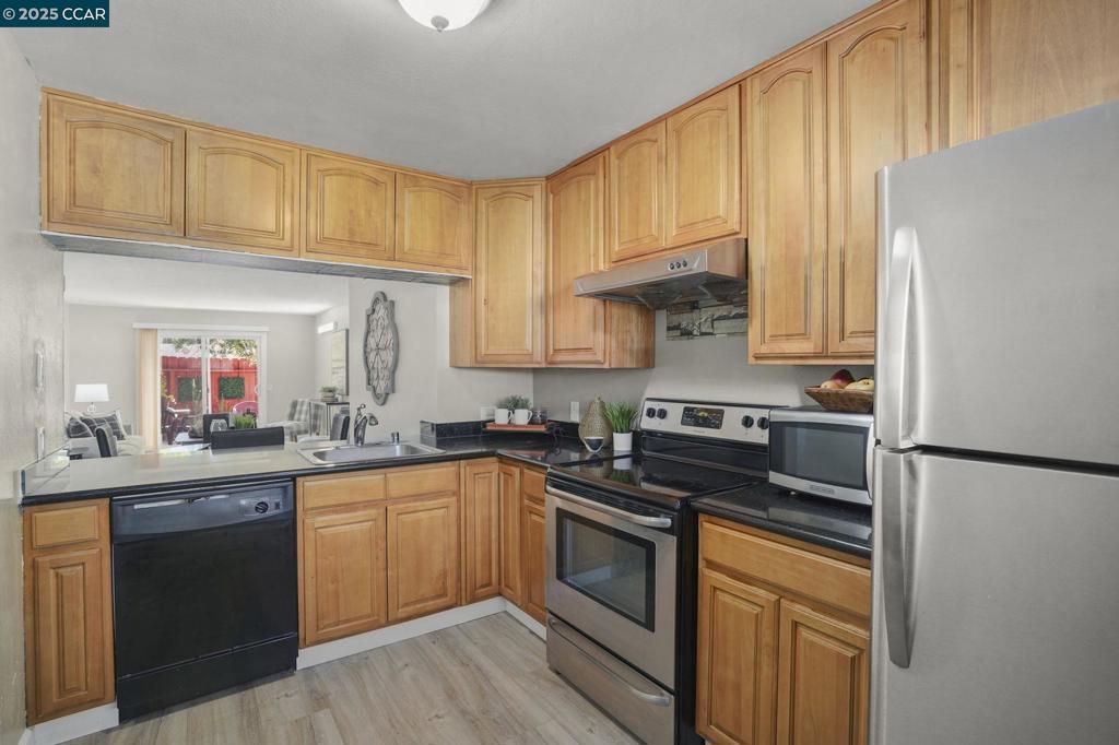 SANDIWOOD - Residential