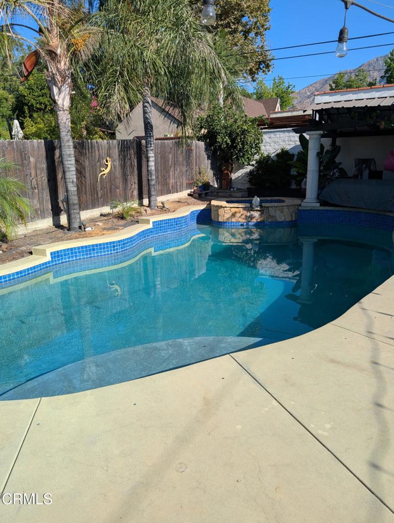 1807 Vistillas Road
