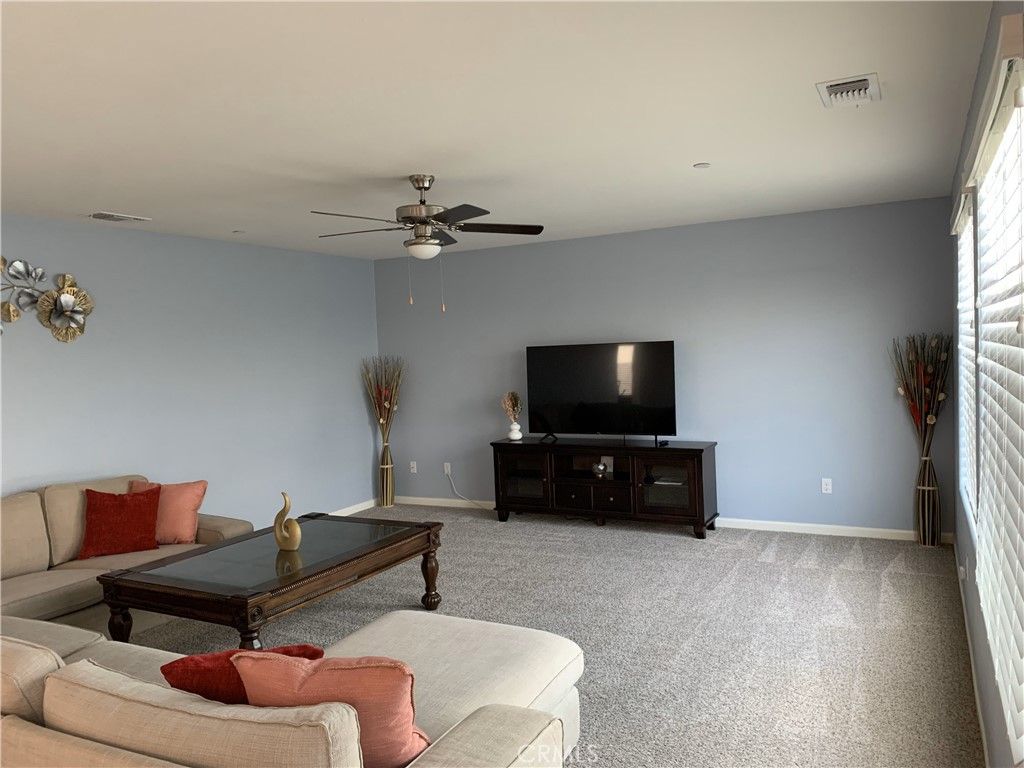Photo of 2948 N Church Ct, Visalia, CA 93291 (MLS # SR25241879)