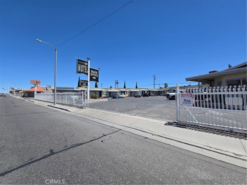800 W Main Street