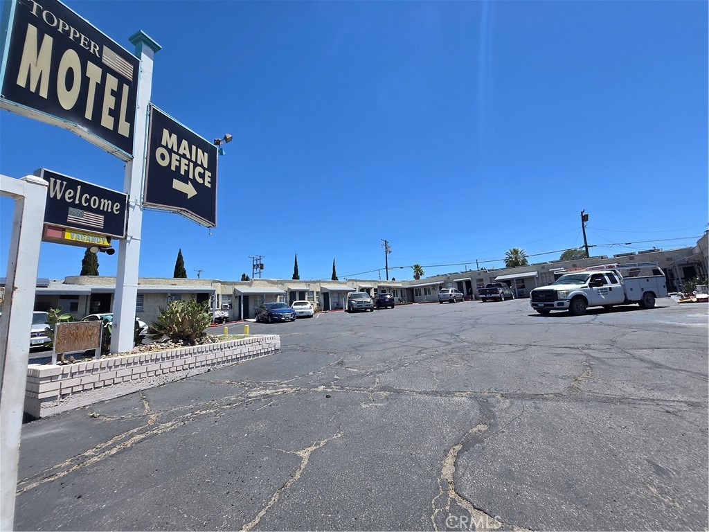 800 W Main Street