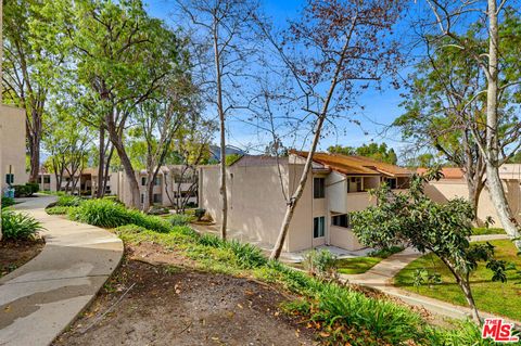 Tiny photo for 28915 Thousand Oaks Boulevard #190, Agoura Hills, CA 91301 (MLS # 26661049)