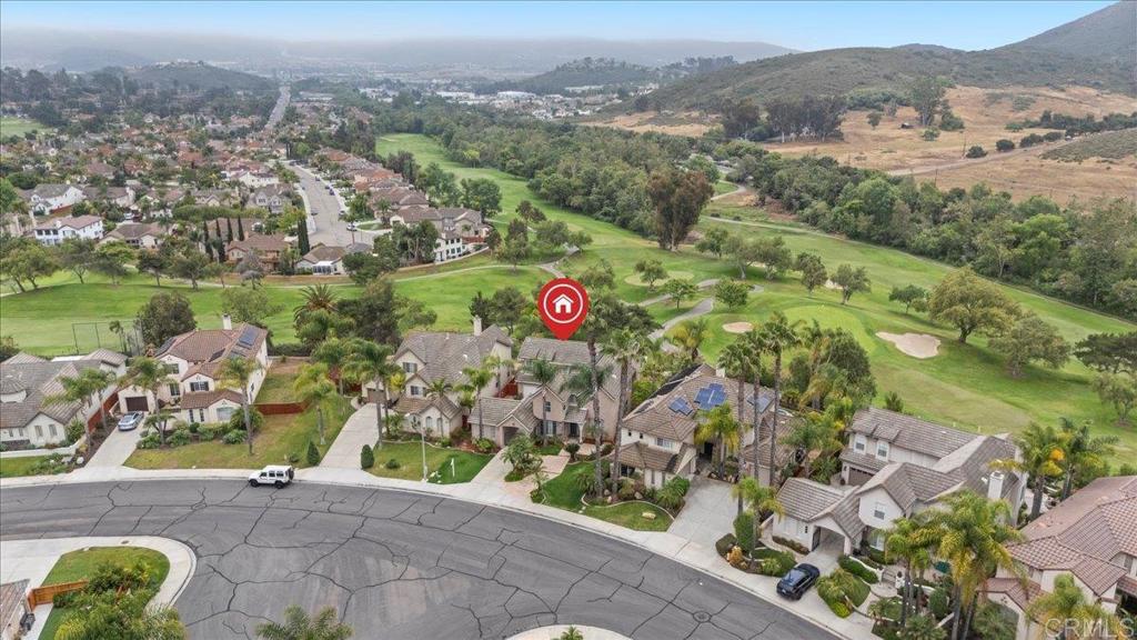 320 Crownview Ct Court