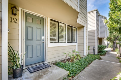 Photo of 12 Latitude Court, Newport Beach, CA 92663 (MLS # OC26181444)