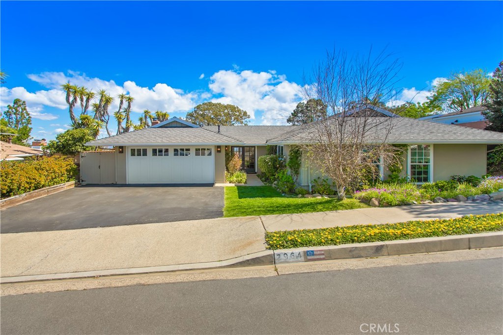 2964 Mountain View Drive