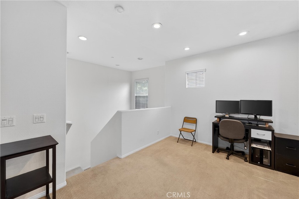 15204 Cambridge Street