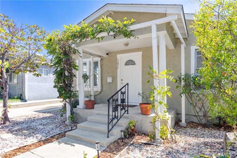 Photo of 1457 E California AVE, Glendale, CA 91206 (MLS # AR26180195)