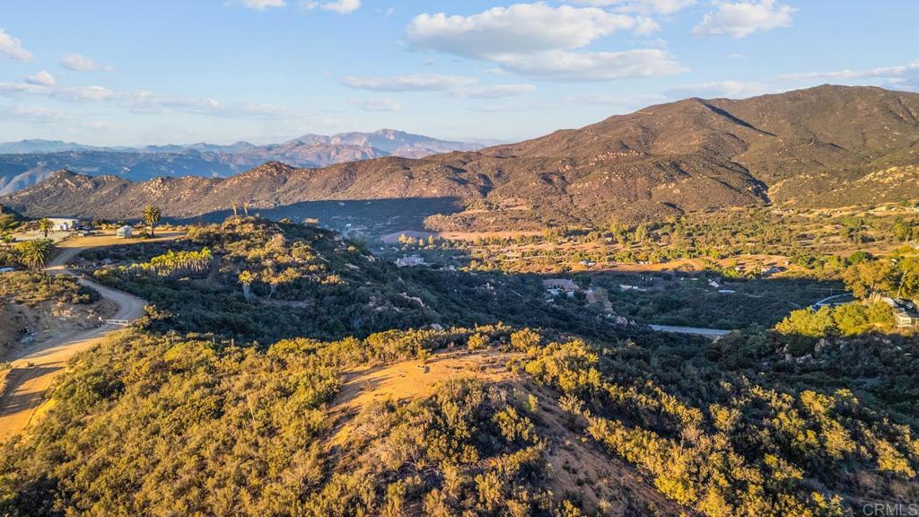 0 Skyline Truck Trail