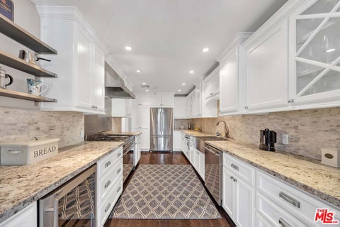 Tiny photo for 1040 4TH Street #204, Santa Monica, CA 90403 (MLS # 26987103)