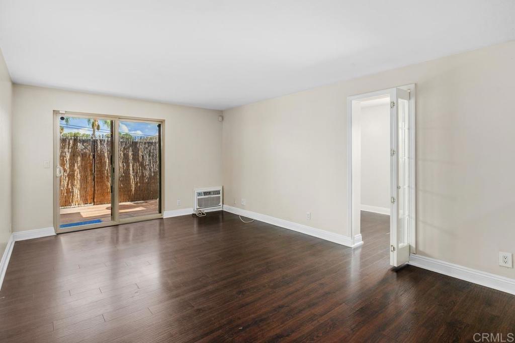 1045 Peach Ave 61