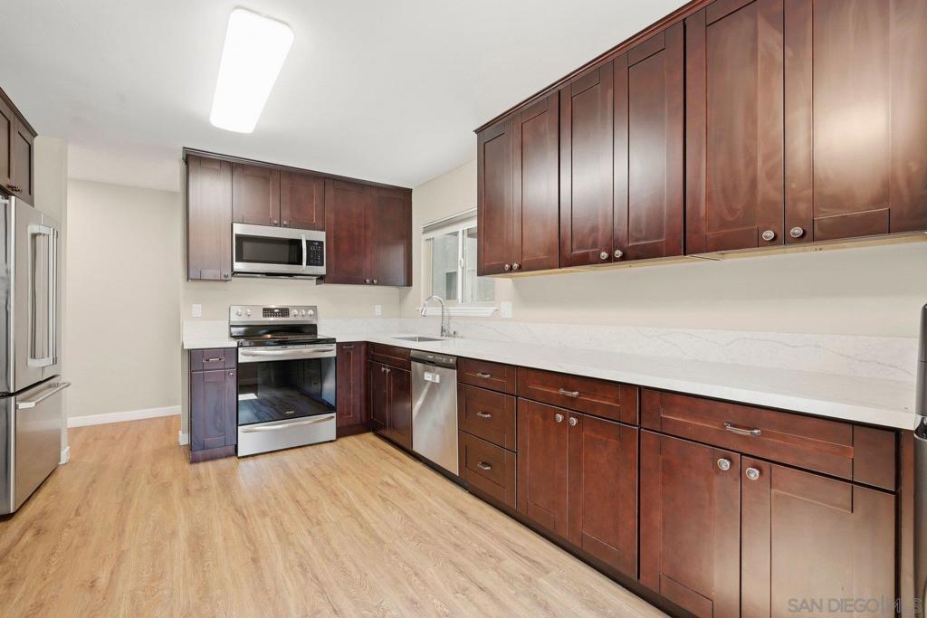 5513 Adobe Falls Rd 5