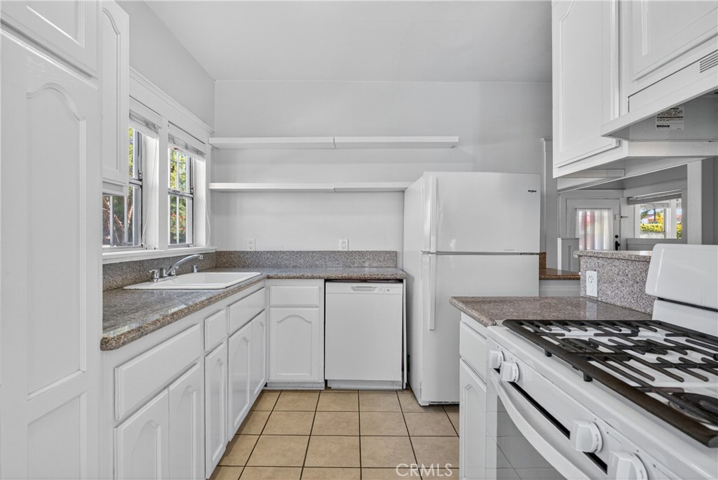 Alamitos Beach (AB) - Residential Income