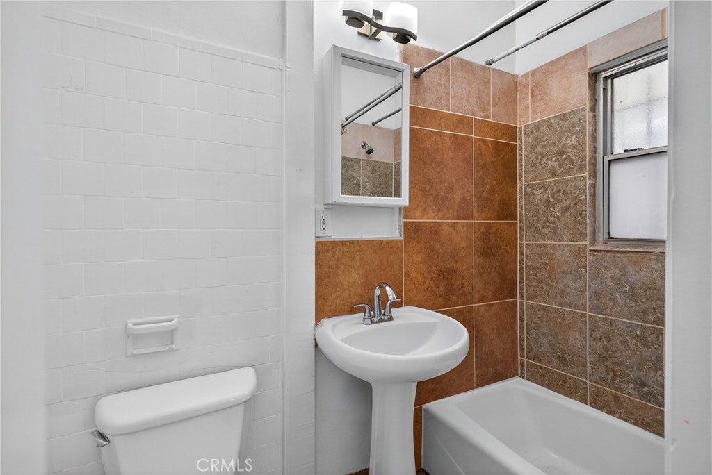 Alamitos Beach (AB) - Residential Income