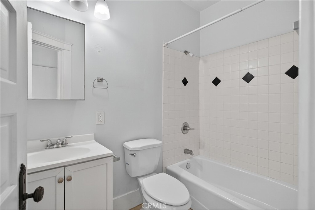 Alamitos Beach (AB) - Residential Income