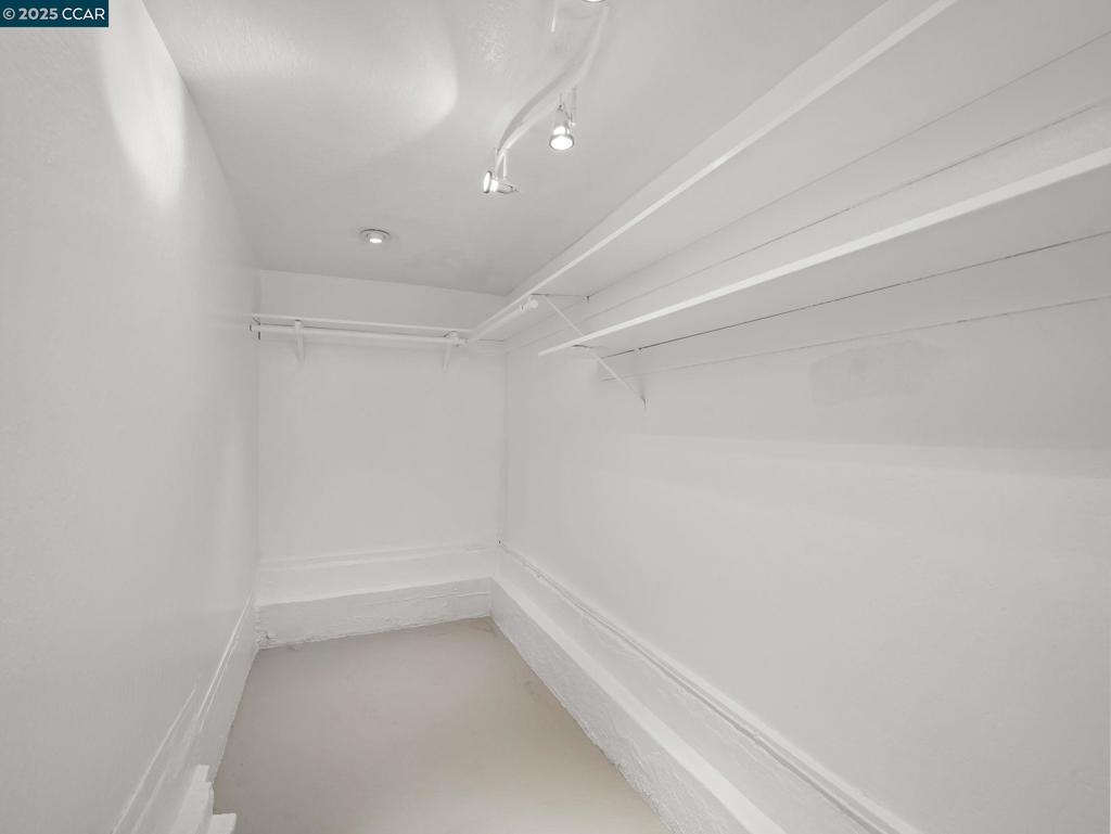 ALAMEDA - Residential